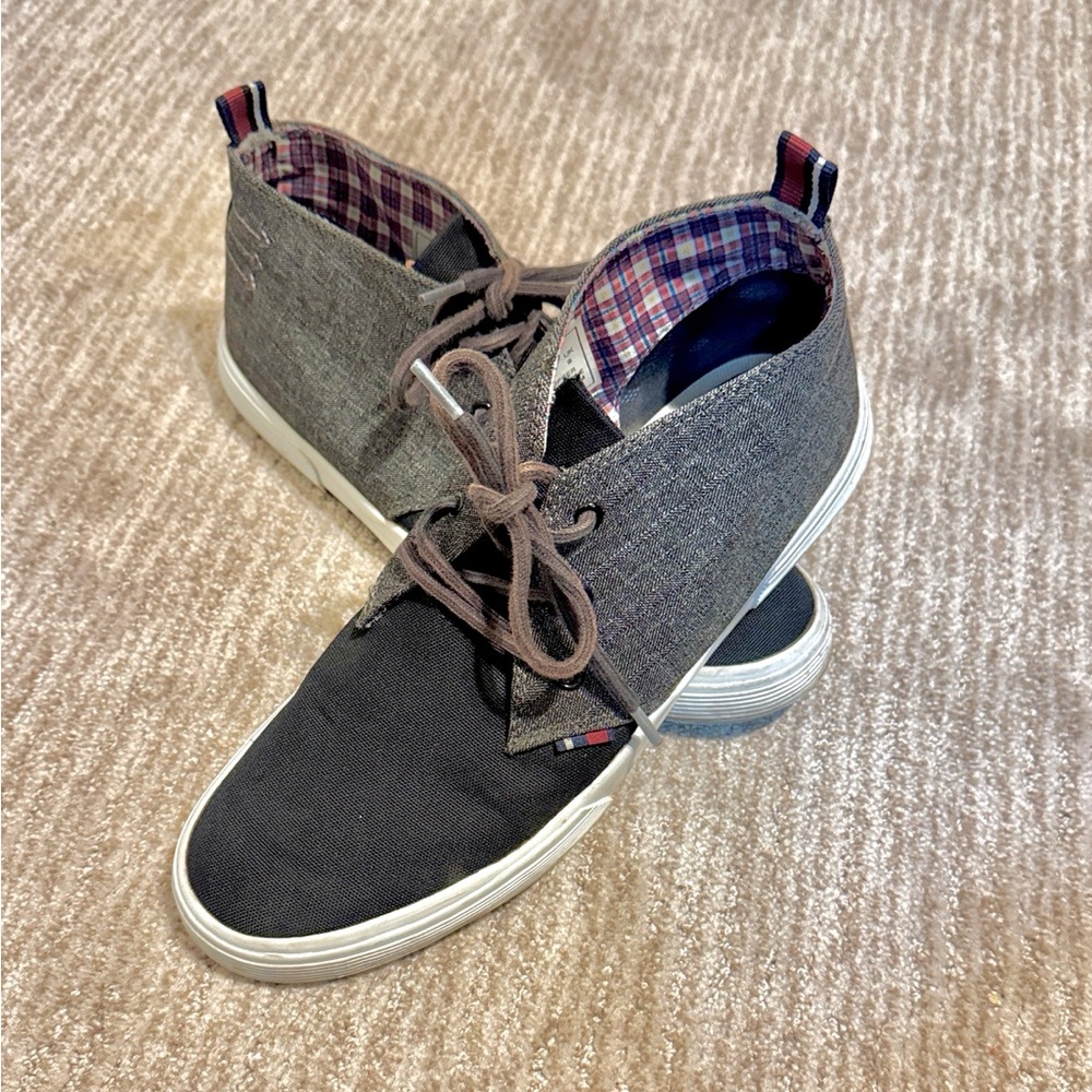 Ben Sherman Black and Gray Chukka Boots Size 10